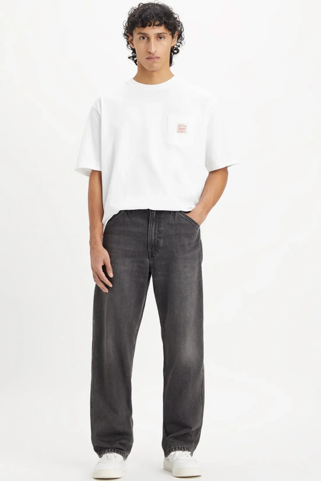 LEVI'S 568 LOOSE STRAIGHT CARPENTER - GOING BACKWARDS