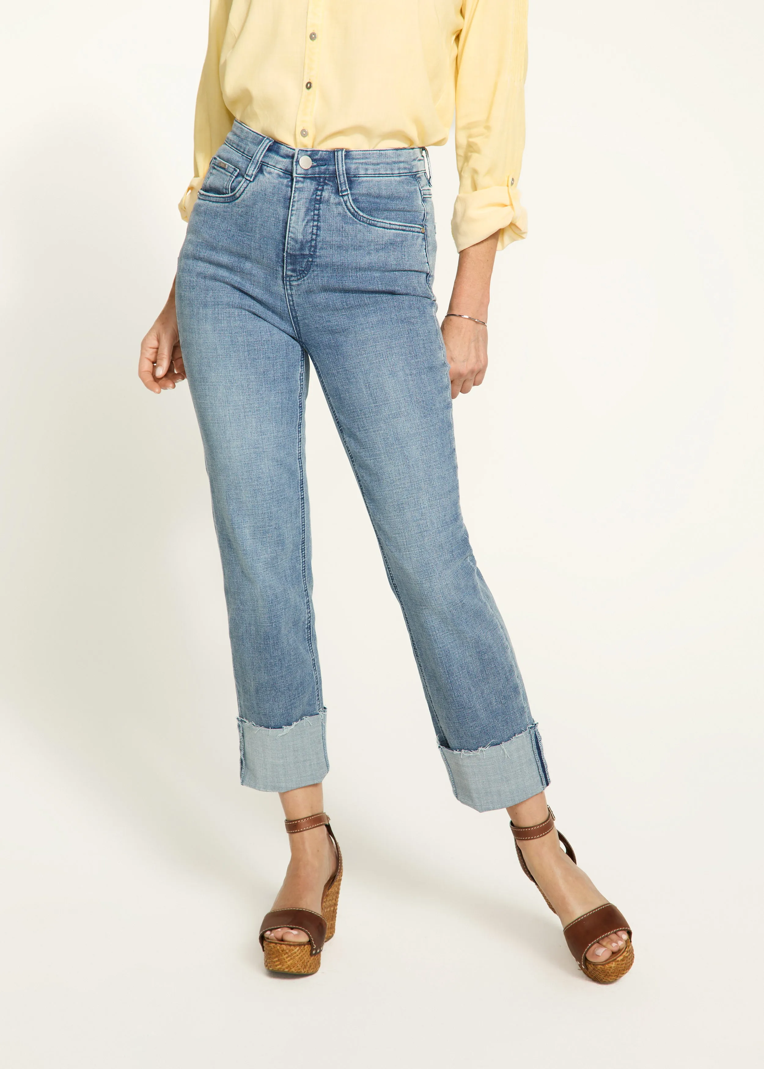 Suzanne Straight Crop Denim, Light Wash